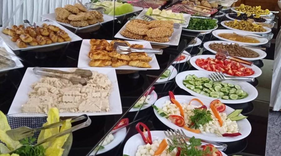 تنوع صبحانه هتل کریستال